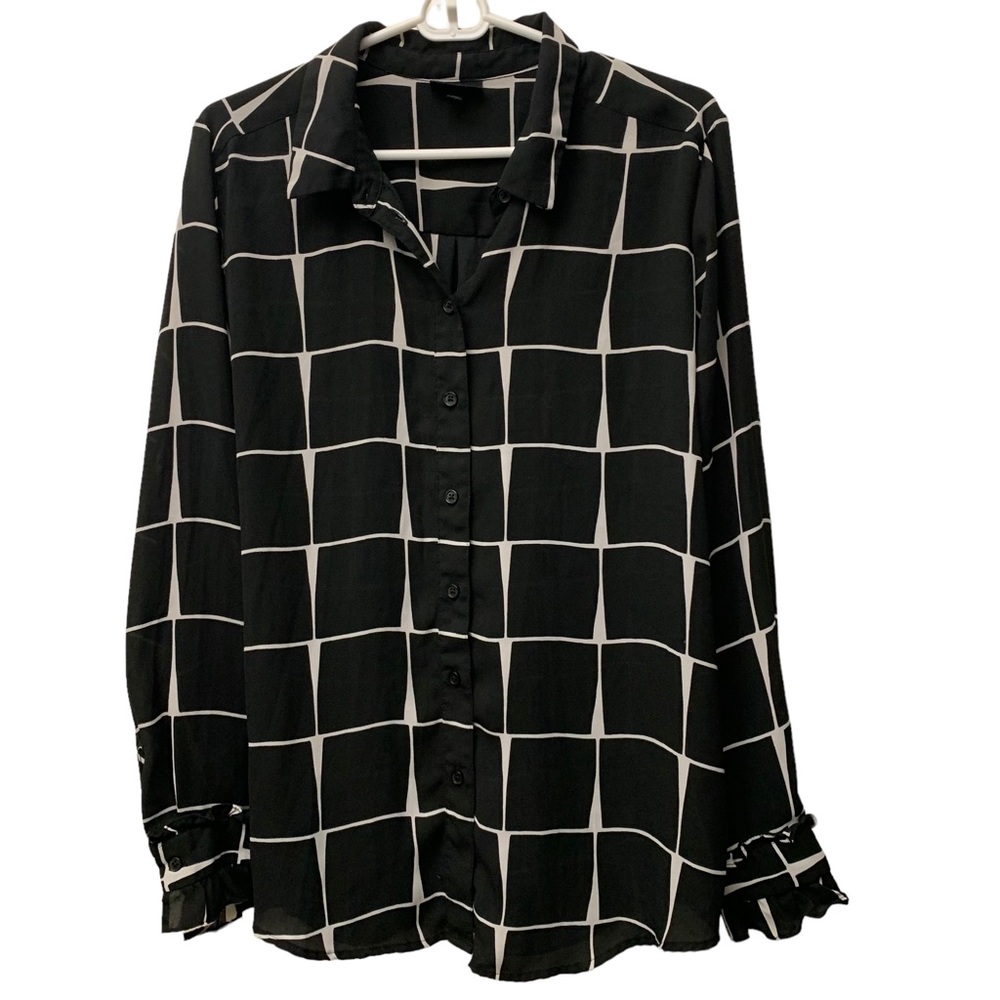 Who What Wear Black White Grid Print Ruffle Cuff Blouse
